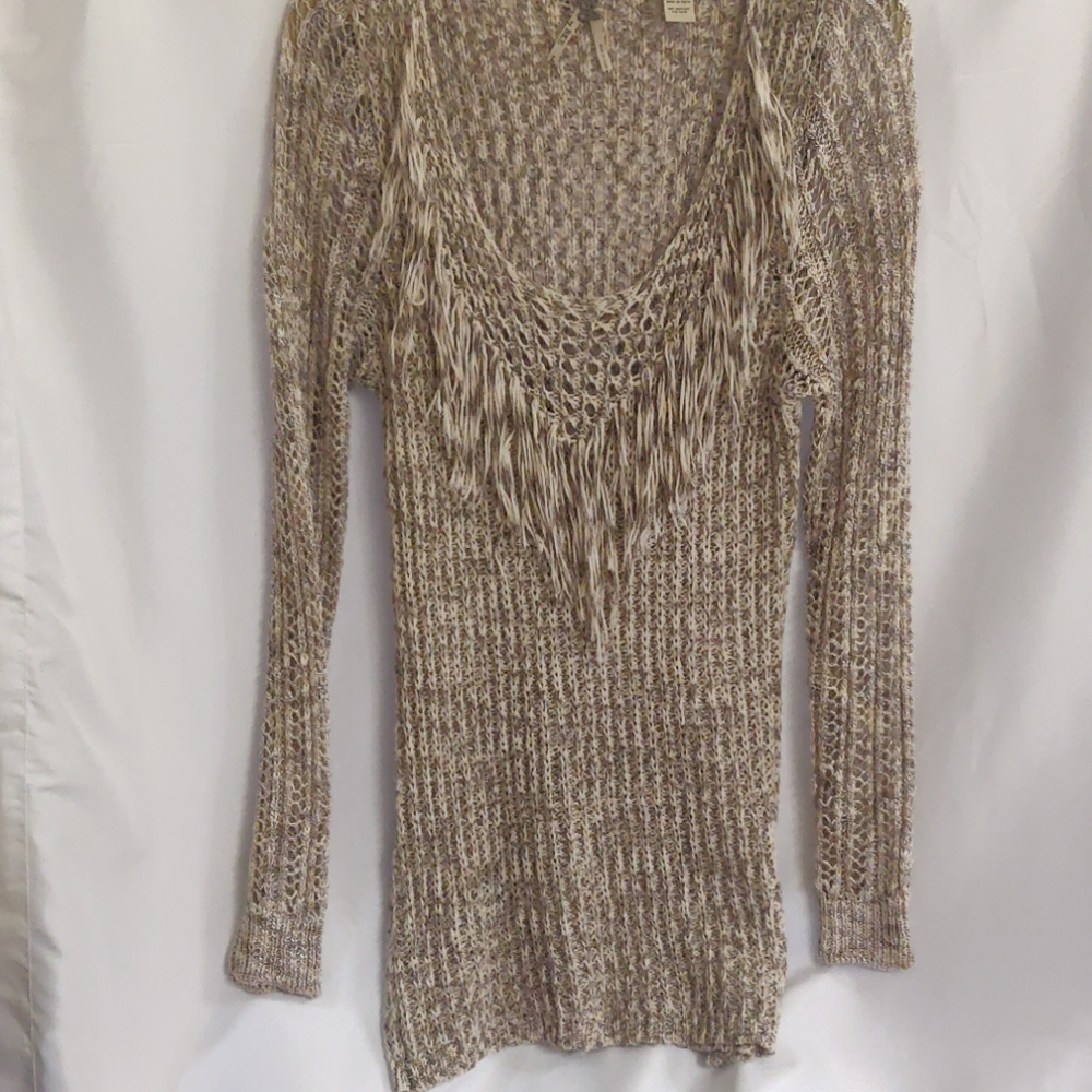 NWOT BUCKLE Gorgeous sweater!